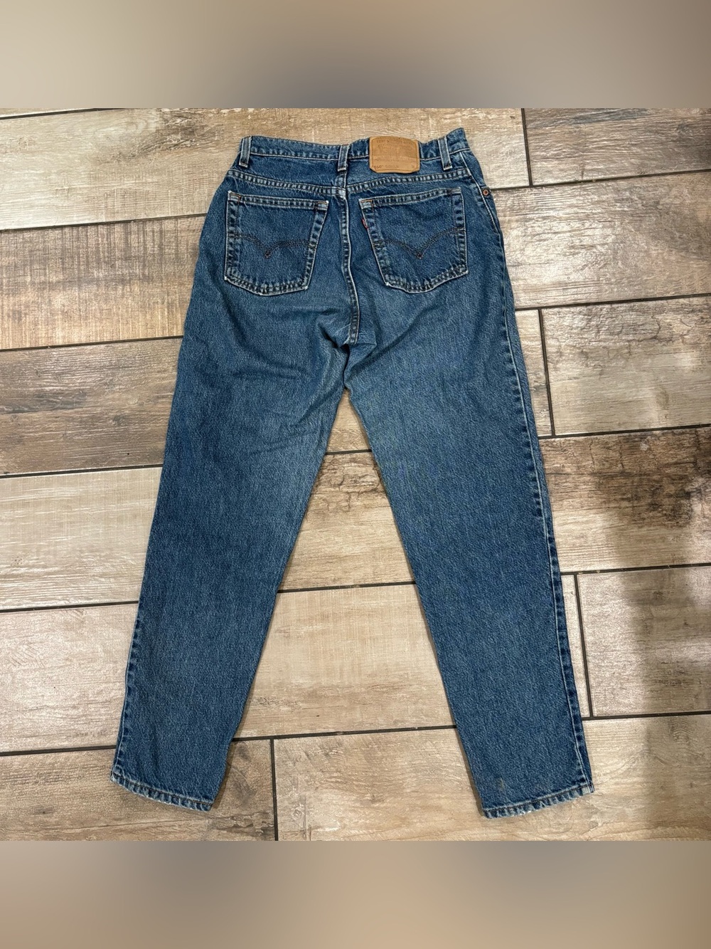 Vintage Levis 550 Relaxed Fit Tapered Jeans Medium Wash USA Made Women's 11 Med